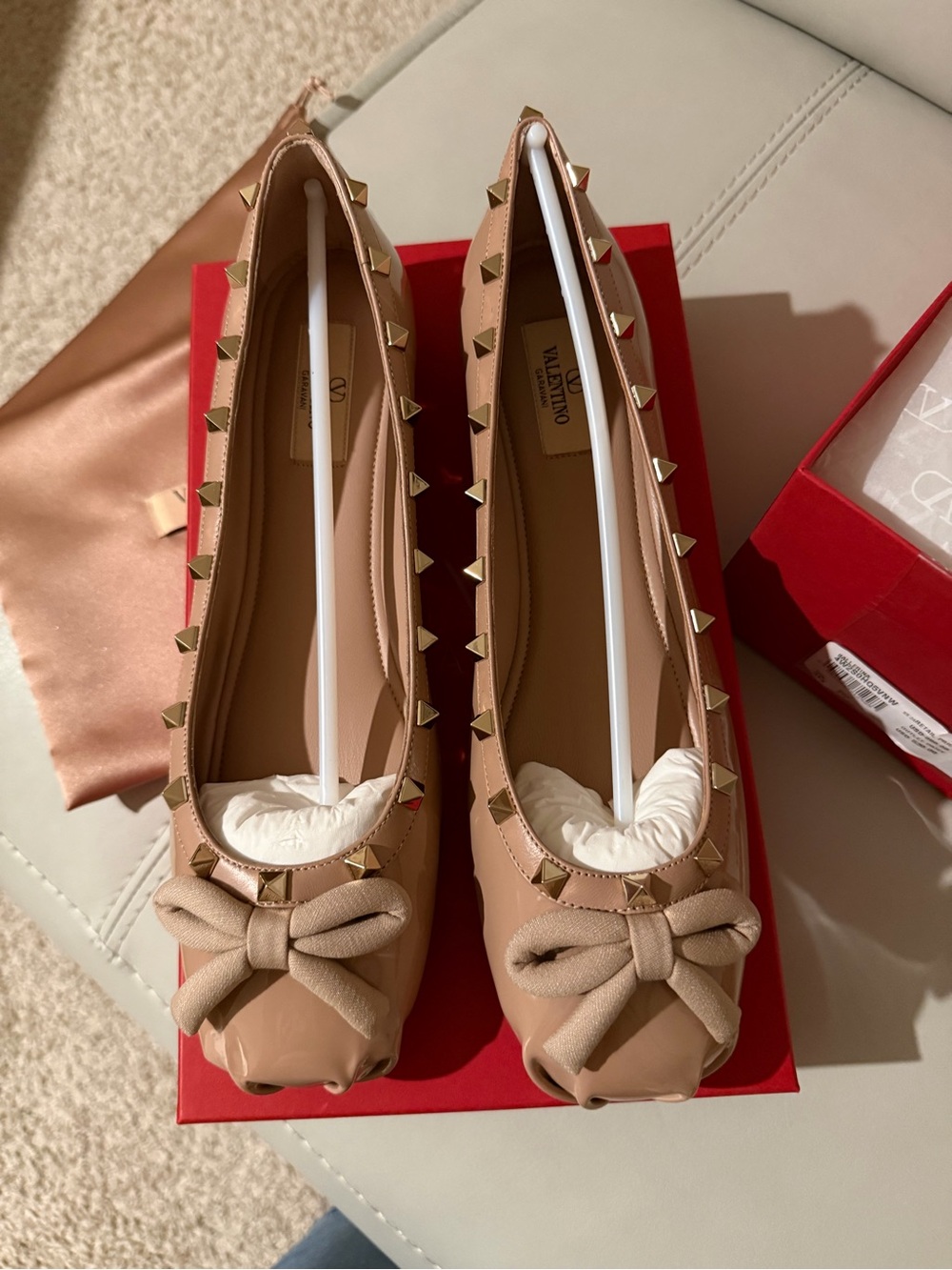 Valentino Nude Rockstud Bow Ballet Flats